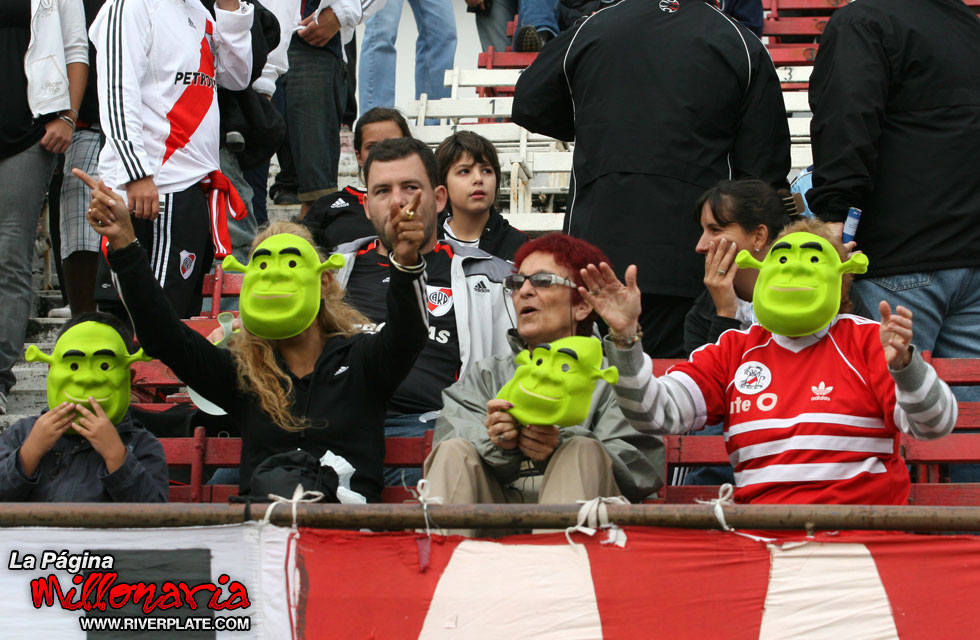 River Plate vs Banfield (CL 2009) 18